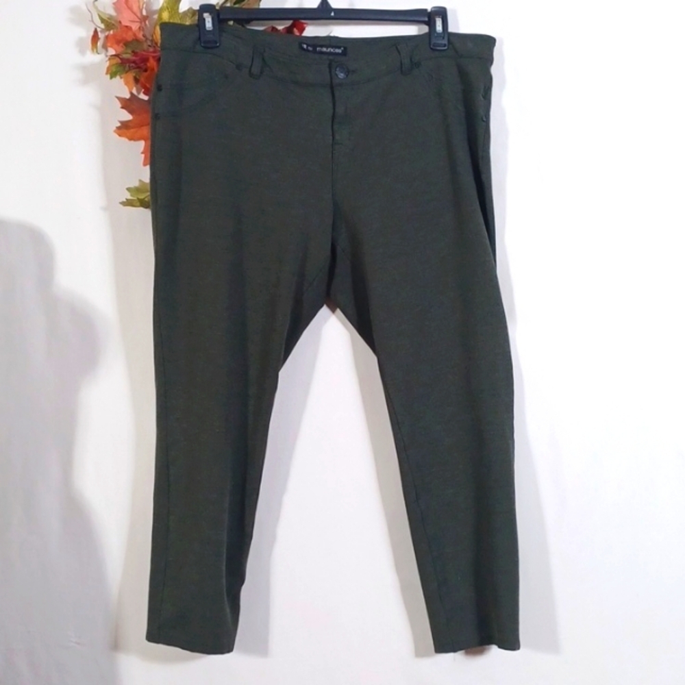 MAURICES STRECH PANTS SIZE 1R